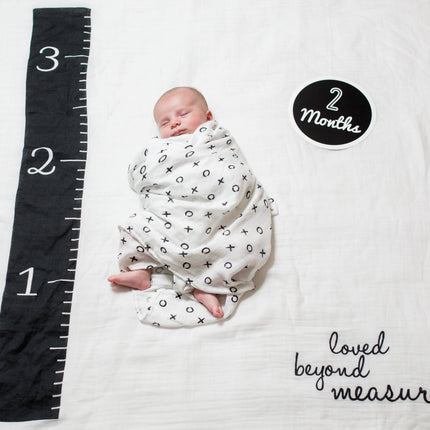 Lulujo Baby's First Year swaddle & cards set 100% katoen Loved beyond measure