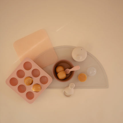 Mushie Baby Food Freezer Tray Blush